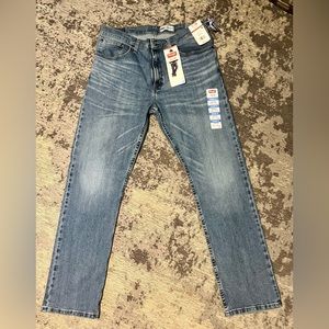 Men’s Straight Fit Wranglers